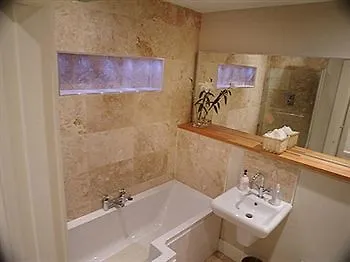 Fettes Apartments Edinburgh